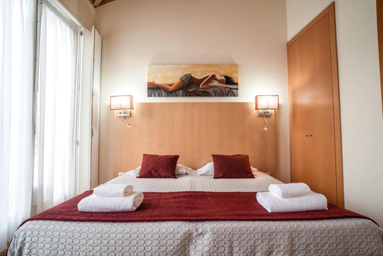 Locally Yours Oporto Apartments ภายนอก รูปภาพ